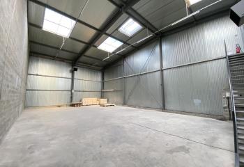 Location local d'activité - Proximité Francilienne N104 et RER C  à Saint-Michel-sur-Orge - 91240