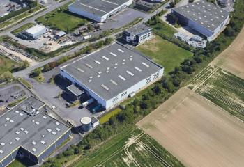 Entrepôt à louer - Proche N104 et RER C  à Saint-Michel-sur-Orge - 91240