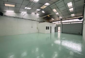 Location activité/entrepôt Saint-Ouen-l'Aumône (95310) - 583 m²  à Saint-Ouen-l'Aumône - 95310