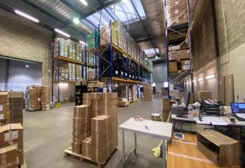 Location activité/entrepôt Saint-Ouen (93400) - 1999 m²  à Saint-Ouen - 93400