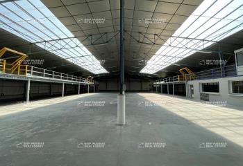 Location activité/entrepôt Saint-Pierre-des-Corps (37700) - 2000 m²  à Saint-Pierre-des-Corps - 37700