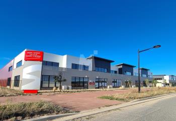 Location locaux d'activité - Proche A5 et Francilienne  à Saint-Pierre-du-Perray - 91280