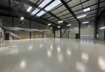 Location activité/entrepôt Saint-Quentin-Fallavier (38070) - 1310 m²  à Saint-Quentin-Fallavier - 38070