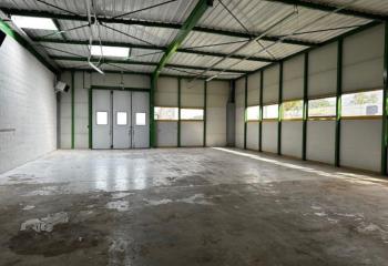 Location activité/entrepôt Saint-Thibault-des-Vignes (77400) - 275 m²