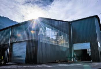 Location activité/entrepôt Saint-Vincent-de-Mercuze (38660) - 200 m²