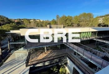 Local d'activité à louer - Proche A8 et aéroport Nice  à Sophia Antipolis - 06560