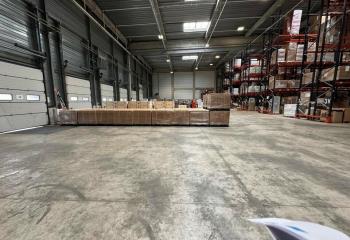 Location entrepôts - Proche A10 et D910  à Sorigny - 37250