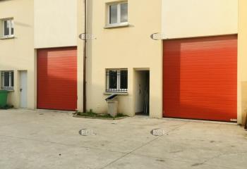 Local d'activité à louer - Accès D29, N301, RER D, T1