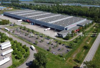Location entrepôt - Port Autonome, accès A4, A35, GCO