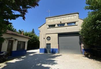 Location local d'activité - proche centre-ville  à Talant - 21240