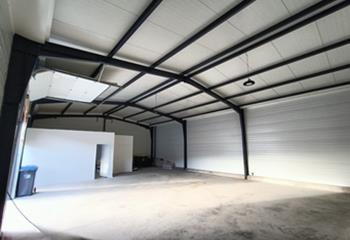Location cellule artisanale - Proche A89  à Thiers - 63300