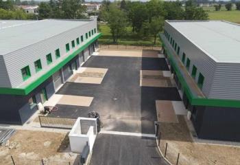 Location activité/entrepôt Tignieu-Jameyzieu (38230) - 230 m²  à Tignieu-Jameyzieu - 38230