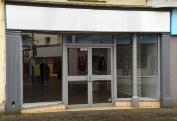 Location activité/entrepôt Toulon (83200) - 250 m²