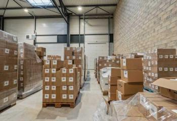 Location activité/entrepôt Vaires-sur-Marne (77360) - 540 m²  à Vaires-sur-Marne - 77360