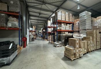 Local industriel à louer Est - Proche axes routiers