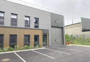 Location local d'activité - Disponibilité immédiate  à Vénissieux - 69200