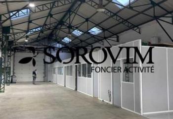 Locaux d'activités avec bureaux à louer - Proche périphérique  à Vénissieux - 69200