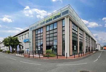 Location activité/entrepôt Villebon-sur-Yvette (91140) - 1829 m²  à Villebon-sur-Yvette - 91140