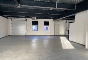 Location entrepôt - Proximité A86 et RER C  à Villeneuve-la-Garenne - 92390