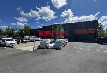 Local d'activités à louer - Accès A64 sortie 37
