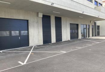 Local d'activité à louer - Proche périphérique Laurent Bonnevay  à Villeurbanne - 69100