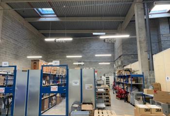 Location activité/entrepôt Vitrolles (13127) - 681 m²  à Vitrolles - 13127