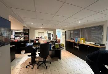 Vente bureaux, proche A8 et Tribunal de Commerce  à Antibes - 06600