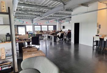 Bureau à vendre Artigues-près-Bordeaux (33370) - 203 m²  à Artigues-près-Bordeaux - 33370