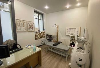 Vente bureau secteur Saint-Seurin - Proche centre-ville  à Bordeaux - 33000