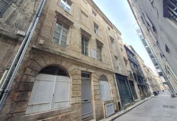 Vente bureaux - Quartier historique, proche Quais et Porte Cailhau  à Bordeaux - 33000