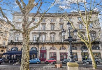 Vente bureaux centre - Place des Quinconces, proche tram et bus  à Bordeaux - 33000