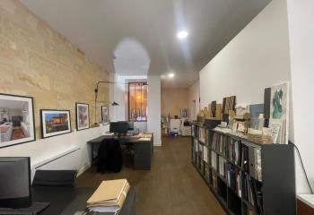 Vente bureau - Quartier Saint Michel, proche transports