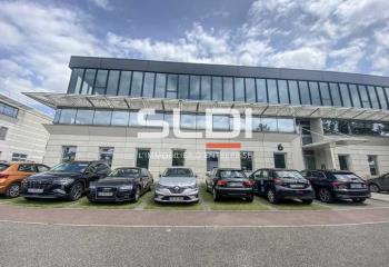 Bureaux à vendre dans le parc du chêne à  à Bron - 69500