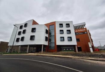 Vente bureaux - Proche rocade, bus et tramway  à Bruges - 33520