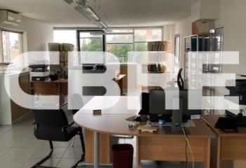 Vente bureaux - Proximité autoroute A8  à Cagnes-sur-Mer - 06800
