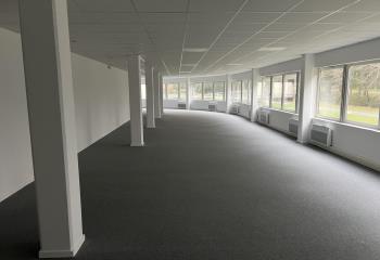 Vente bureaux La Fleuriaye - Proche bus et autoroute  à Carquefou - 44470