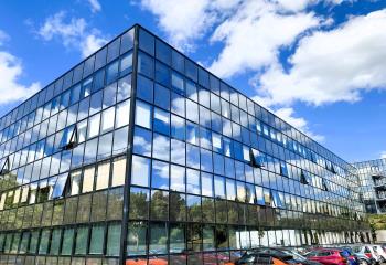 Vente bureaux - Proche Centre Commercial Evry 2, RER, Tram et Bus