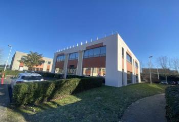 Vente bureaux - Proche N104, A4, RER et Transilien  à Émerainville - 77184