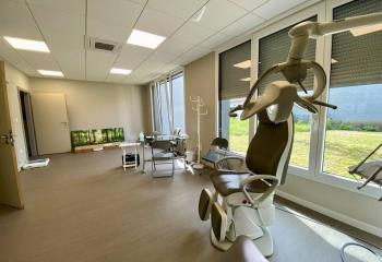 Vente bureau - Proche pôle santé  à Fessenheim - 68740