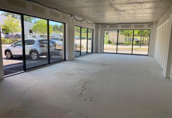 Vente local mixte vitrine - Proximité autoroute N 88  à Firminy - 42700