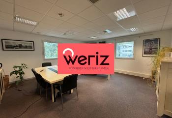 Vente bureaux, proche Aubagne, accès facile et parking électrifié  à Gémenos - 13420