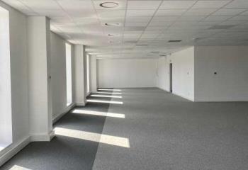 Bureaux à vendre en parc d'activité proche A25  à Hallennes-lez-Haubourdin - 59320
