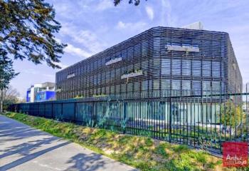 Vente bureaux, proche gare TGV, aéroport et tramway  à Lattes - 34970