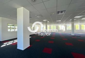 Vente bureaux - Proche métro B, Tramway T6 et périphérique  à Lyon 7 - 69007