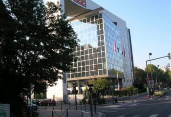 Vente bureaux - Proche Halle Tony Garnier, métro et autoroutes  à Lyon 7 - 69007