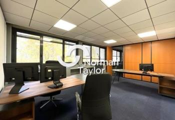 Vente bureaux 6 - Proche Parc de la Tête d'Or, Métro A et Tram T1/T4  à Lyon - 69000