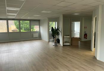 Vente bureaux - Proximité métro, tramway et commerces  à Marcq-en-Baroeul - 59700