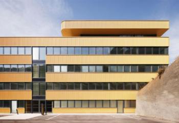 Bureaux à vendre proche A55/A7/A50 et transports  à Marseille 16 - 13016