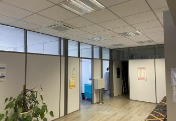 Vente bureaux - Proximité parkings publics  à Mulhouse - 68100