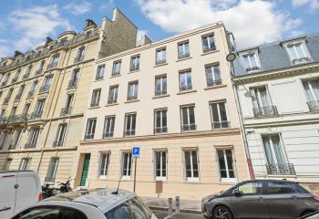 Vente bureaux, proche Paris et Porte Maillot, avec jardin et terrasse